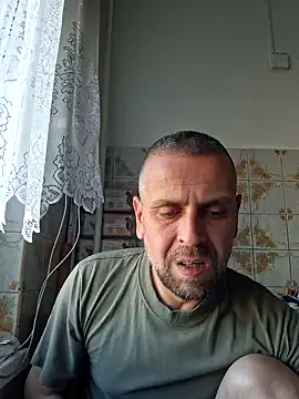 Huncutkuki online show from April 2026 02:39:02 PM