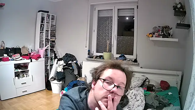 larsgessner30 online show from November 2025 09:59:01 PM