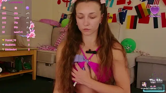 Snapshot of Milky_flexy_cat chatting on July 2026 02:13:02 PM Milky flexy cat online show from July 2026 02:13:02 PM