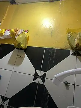 novinhooxz online show from March 2026 08:42:01 PM