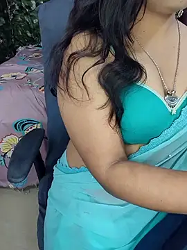 Snapshot of Tanvi-patil chatting on September 2025 04:21:01 PM Tanvi-patil online show from September 2025 04:21:01 PM