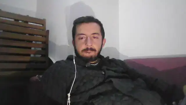 laynufff online show from December 2024 09:51:01 PM