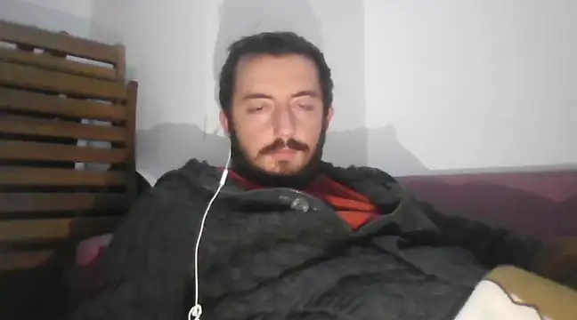 laynufff online show from January 2025 06:05:01 PM