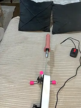 Olgundolgun33 online show from October 2025 07:12:01 PM