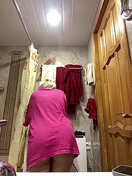 meanexx online show from February 2025 11:40:02 AM