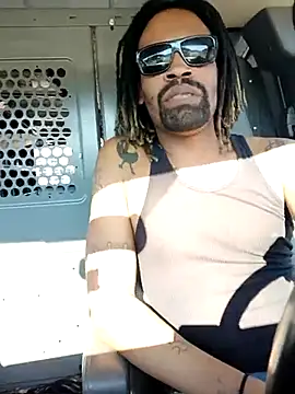 1BeautyN1Beast online show from March 2025 09:05:02 PM