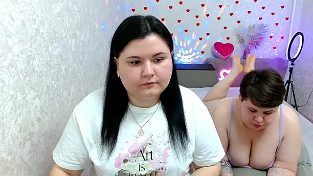 BeckyAndHellen online show from February 2025 10:59:02 AM