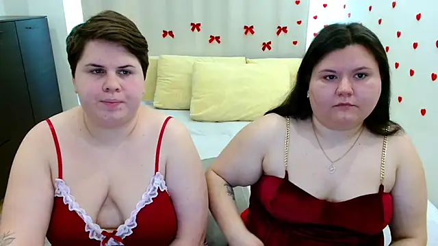 BeckyAndHellen online show from October 2025 12:17:01 PM