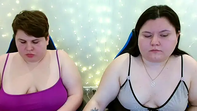BeckyAndHellen online show from February 2026 11:03:02 PM