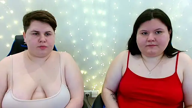 BeckyAndHellen online show from February 2026 10:34:02 AM