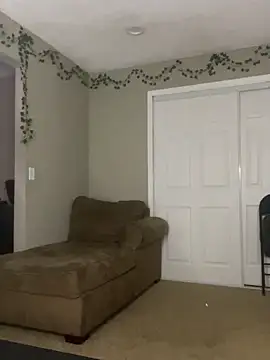 Shuggabutt online show from January 2025 11:37:01 AM