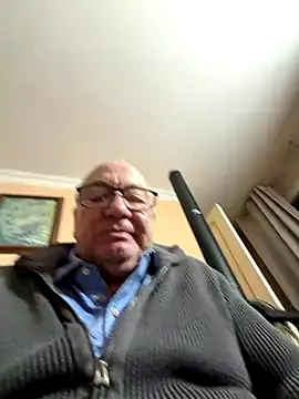 biggandybig online show from December 2025 06:02:01 PM