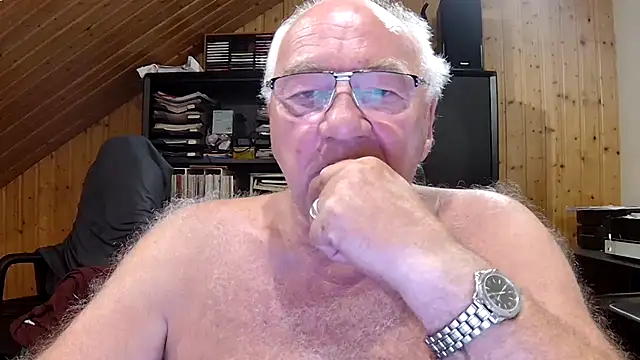 Snapshot of biggandybig chatting on July 2026 09:32:01 PM biggandybig online show from July 2026 09:32:01 PM