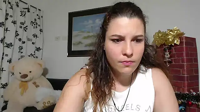 Snapshot of alexia_87 chatting on December 2024 02:34:02 AM alexia 87 online show from December 2024 02:34:02 AM