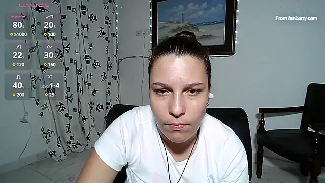 Snapshot of alexia_87 chatting on January 2025 02:25:01 AM alexia 87 online show from January 2025 02:25:01 AM
