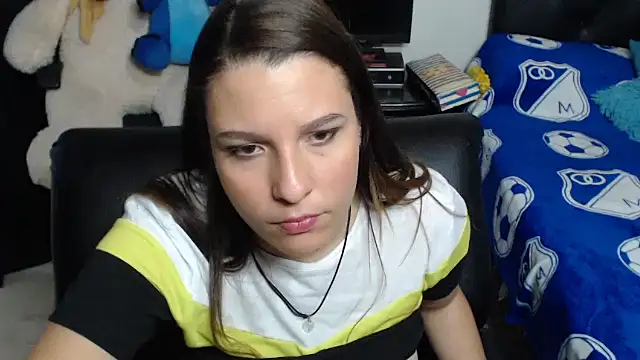 Snapshot of alexia_87 chatting on January 2025 11:10:02 PM alexia 87 online show from January 2025 11:10:02 PM