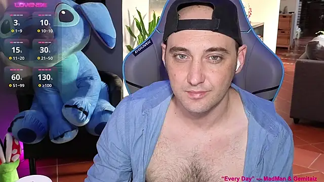 Snapshot of Gil_gamesh90 chatting on May 2026 05:15:01 AM Gil gamesh90 online show from May 2026 05:15:01 AM