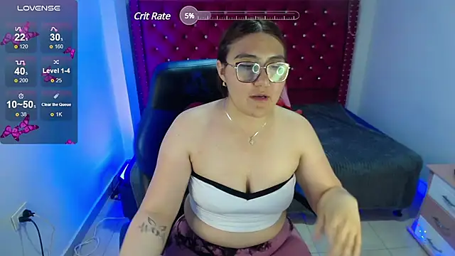 Snapshot of conniejames_m chatting on March 2025 01:11:01 AM conniejames m online show from March 2025 01:11:01 AM
