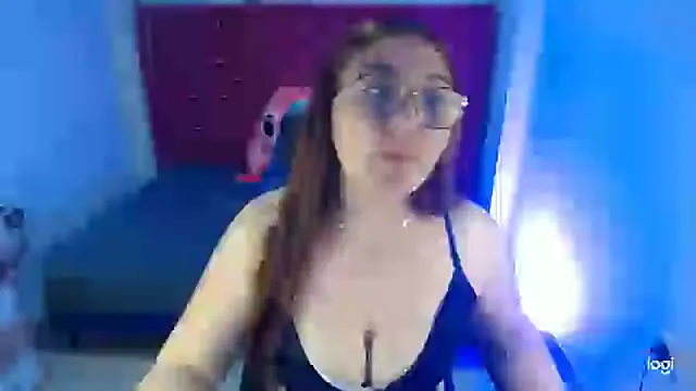Snapshot of conniejames_m chatting on March 2025 12:45:01 PM conniejames m online show from March 2025 12:45:01 PM