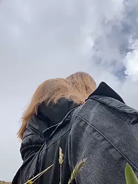 Snapshot of melody-dy chatting on September 2025 09:27:02 PM melody-dy online show from September 2025 09:27:02 PM