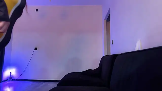 Chaptertoo online show from November 2025 08:08:02 PM