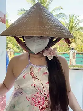 BabyThree  online show from February 2025 09:00:02 AM