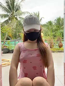 BabyThree  online show from September 2025 07:30:02 AM