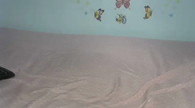 Snapshot of laetitia_ chatting on March 2025 11:17:01 AM laetitia online show from March 2025 11:17:01 AM