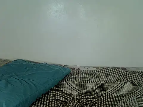Snapshot of laetitia_ chatting on September 2025 02:02:01 AM laetitia online show from September 2025 02:02:01 AM