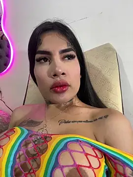 saragill323 online show from January 2025 03:43:01 PM