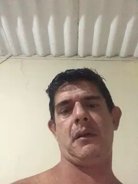 Snapshot of Marobronco chatting on July 2026 01:42:01 AM Marobronco online show from July 2026 01:42:01 AM
