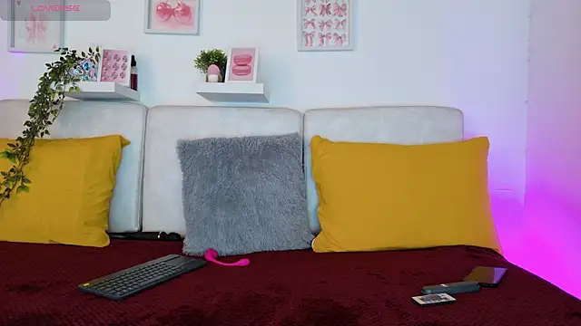 Malka Burning online show from March 2026 08:10:01 PM