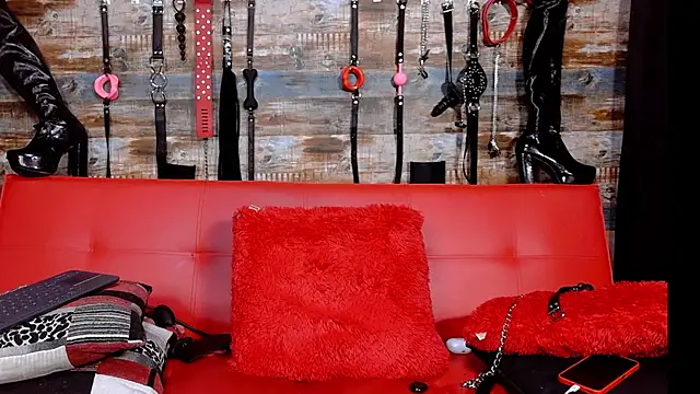 Snapshot of slave_Rubi chatting on December 2024 10:25:02 AM slave Rubi online show from December 2024 10:25:02 AM