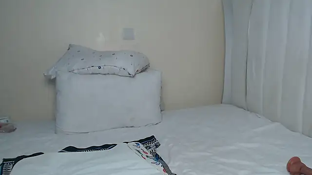 sweet essin online show from March 2026 04:18:02 AM