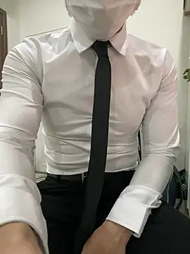 harrylouis1357 online show from December 2024 01:45:02 PM