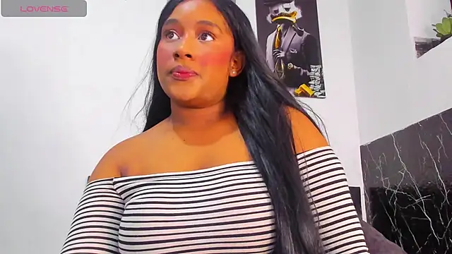 kriixtybrown online show from April 2026 07:30:02 PM