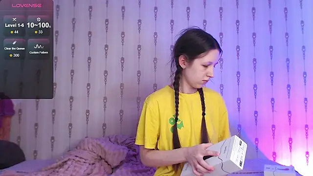 ur kitty   online show from January 2026 09:03:01 AM