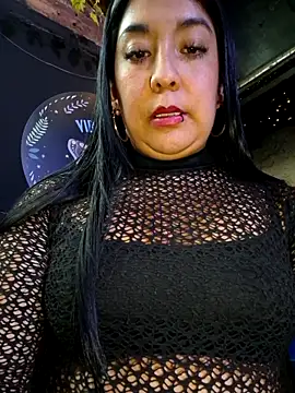Snapshot of Bella_keny chatting on September 2025 07:36:02 PM Bella keny online show from September 2025 07:36:02 PM