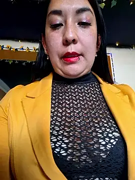 Snapshot of Bella_keny chatting on September 2025 08:57:01 PM Bella keny online show from September 2025 08:57:01 PM