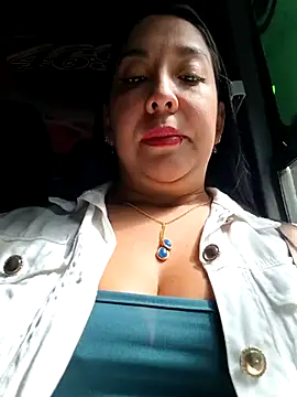 Snapshot of Bella_keny chatting on June 2026 02:54:02 PM Bella keny online show from June 2026 02:54:02 PM