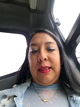 Snapshot of Bella_keny chatting on June 2026 04:52:02 PM Bella keny online show from June 2026 04:52:02 PM