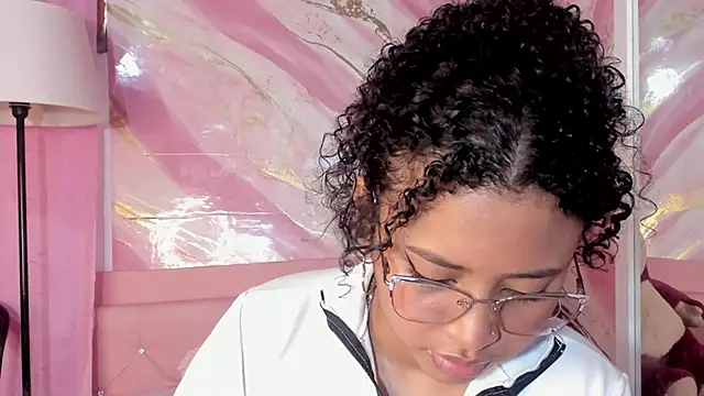 JessyZoe online show from October 2025 02:29:01 PM