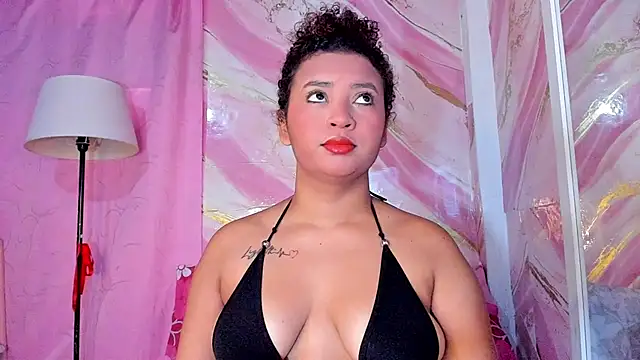 Snapshot of JessyZoe chatting on May 2026 02:01:02 PM JessyZoe online show from May 2026 02:01:02 PM