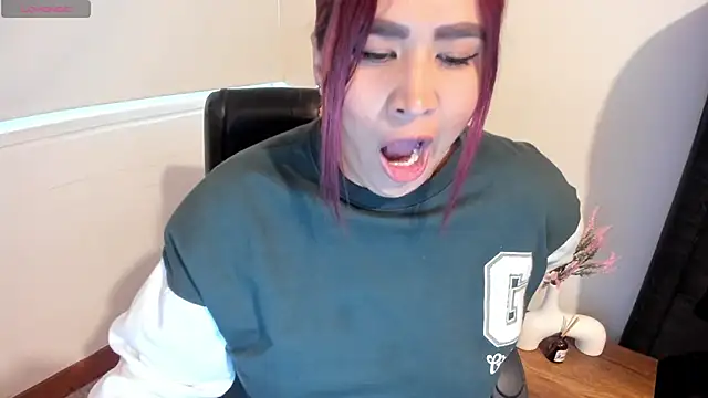 EmaGw online show from March 2025 10:48:01 PM