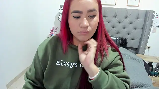 Snapshot of EmaGw chatting on January 2026 08:34:01 PM EmaGw online show from January 2026 08:34:01 PM