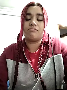 Snapshot of EmaGw chatting on February 2026 10:59:02 PM EmaGw online show from February 2026 10:59:02 PM