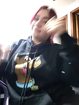 Snapshot of EmaGw chatting on February 2026 10:52:02 PM EmaGw online show from February 2026 10:52:02 PM