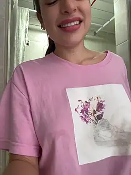 dakota le online show from April 2026 03:31:02 PM