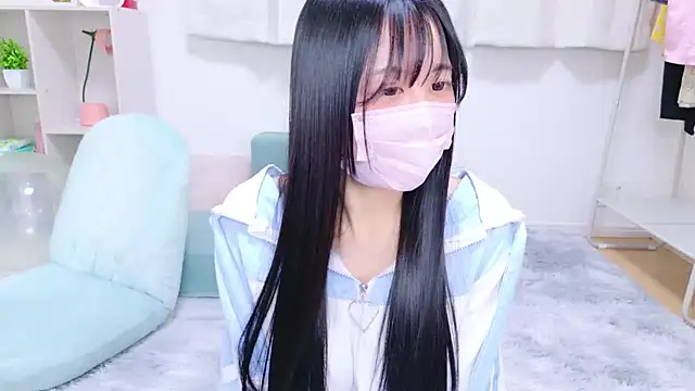 Snapshot of chihiro_ri chatting on January 2025 05:15:01 PM chihiro ri online show from January 2025 05:15:01 PM