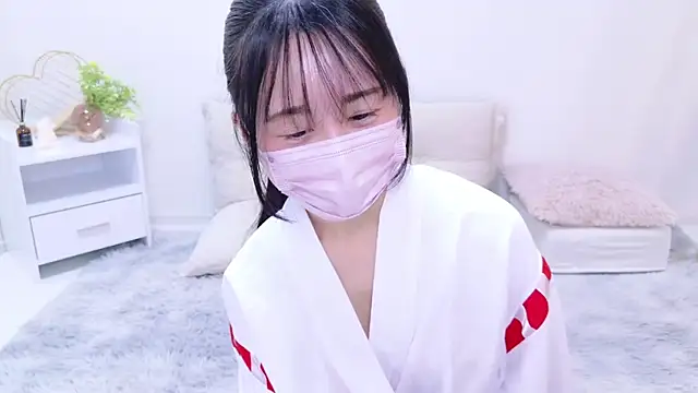 Snapshot of chihiro_ri chatting on January 2025 10:31:02 PM chihiro ri online show from January 2025 10:31:02 PM